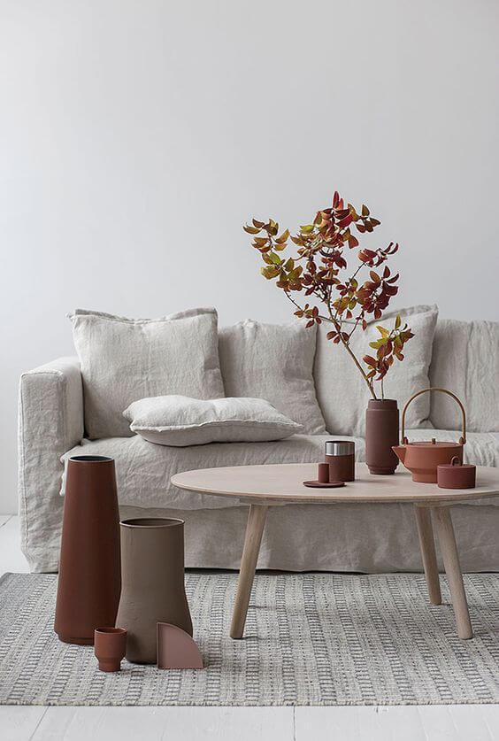 2.4. Decoratiuni living modern vaze de flori 2.4. Decoratiuni living modern vaze de flori