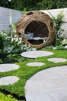 mobilier-decorativ-gradina-de-munte