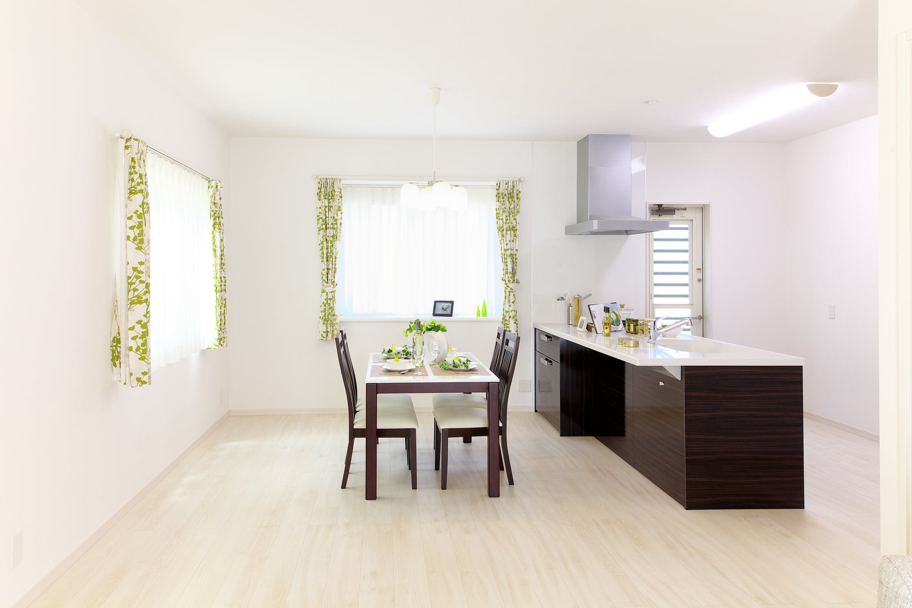 1 bucatarie apartament 2