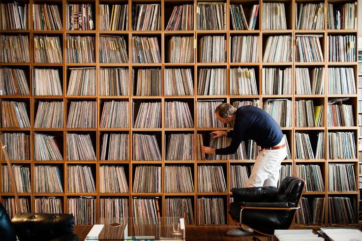 1.3 – Idei pentru cadouri aniversare de 50 de ani de casatorie – disc vinyl 1