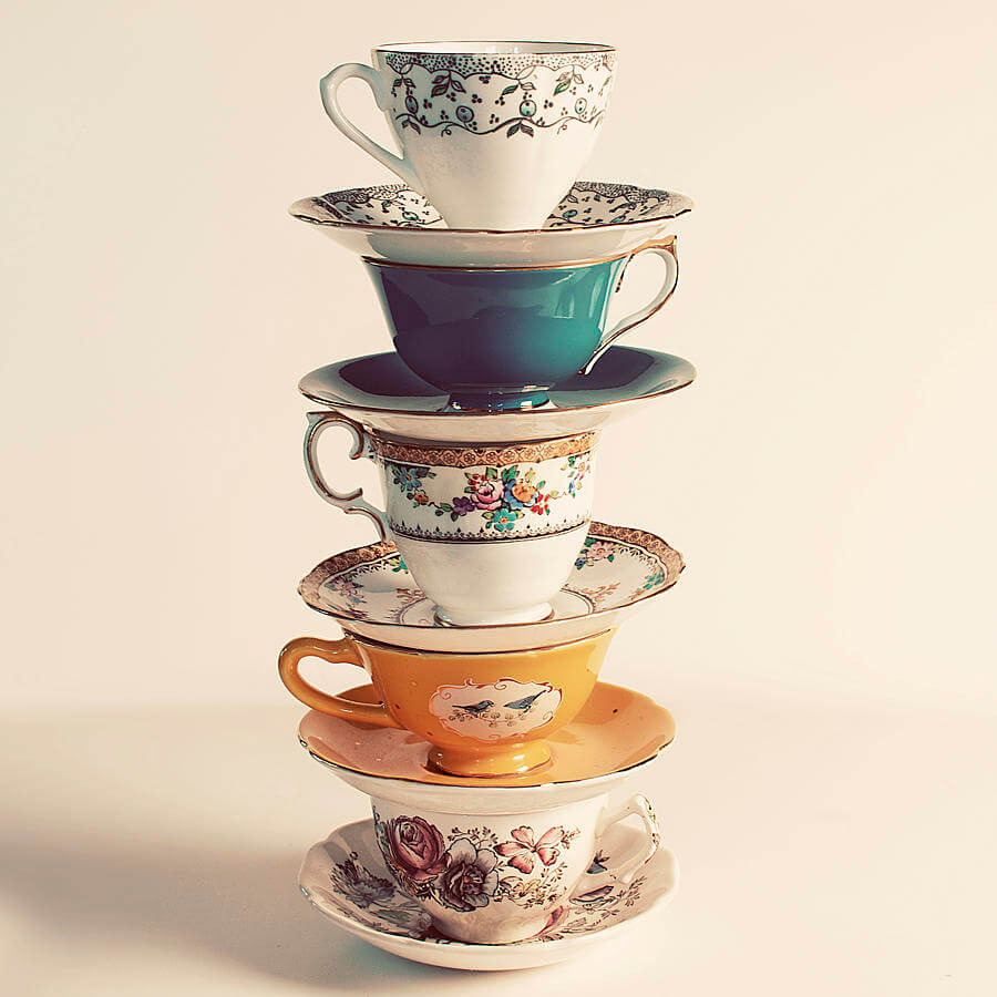 1.3 – Idei pentru cadouri aniversare de 50 de ani de casatorie – set vintage ceainic 4