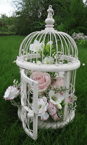 4.8. Stiluri de amenajare Design Romantic Colivie decorativa