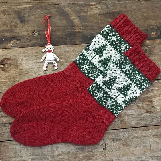 Idei cadouri de Secret Santa pentru barbati sosete