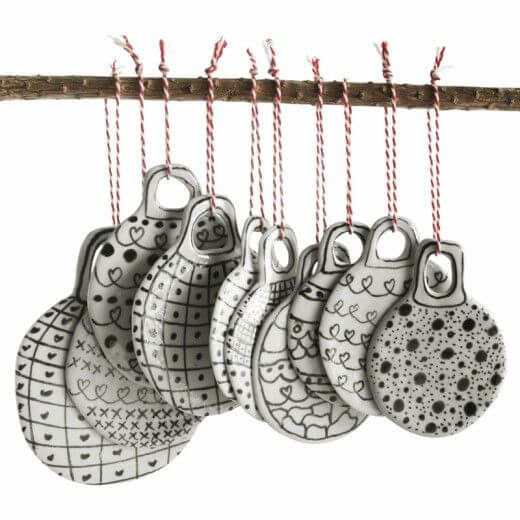 Idei cadouri de Secret Santa tombola decoratiuni ceramica