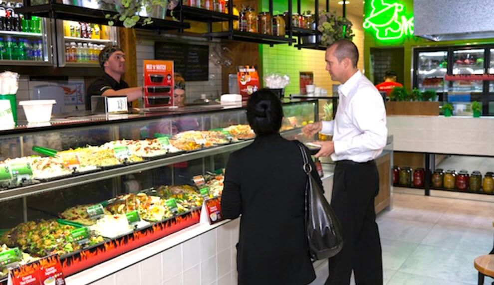 amanajarea spatii comerciale mici – fast food 4