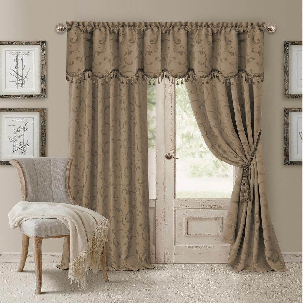 modele de perdele si draperii in stil clasic 9