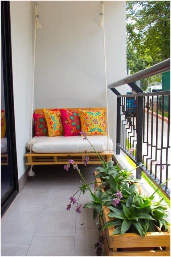 banca pe balcon